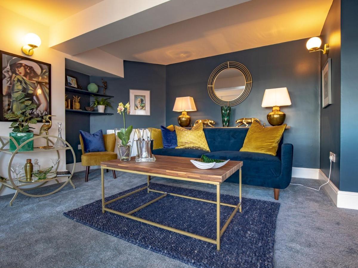 Pass The Keys Art Deco Inspired Apartment With Roof Top Views Shrewsbury Esterno foto