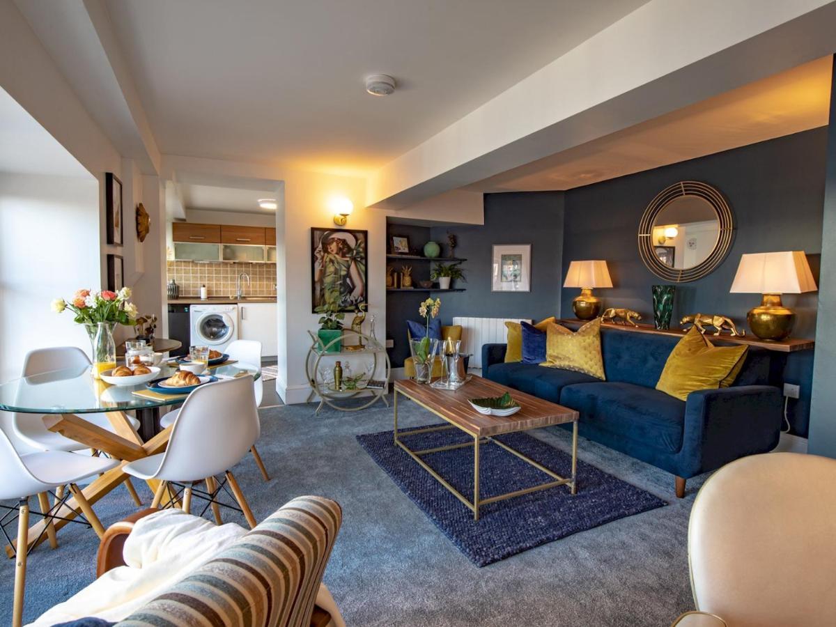 Pass The Keys Art Deco Inspired Apartment With Roof Top Views Shrewsbury Esterno foto
