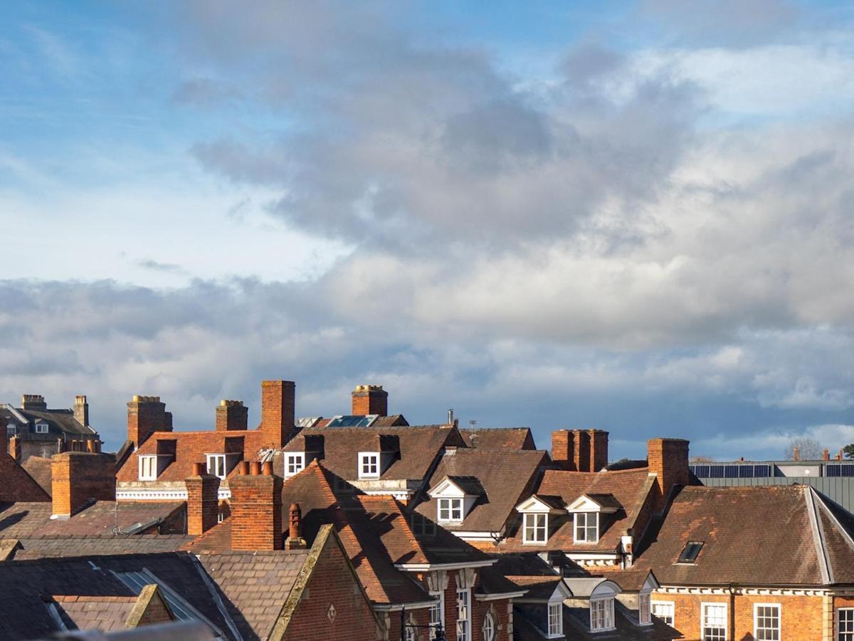 Pass The Keys Art Deco Inspired Apartment With Roof Top Views Shrewsbury Esterno foto